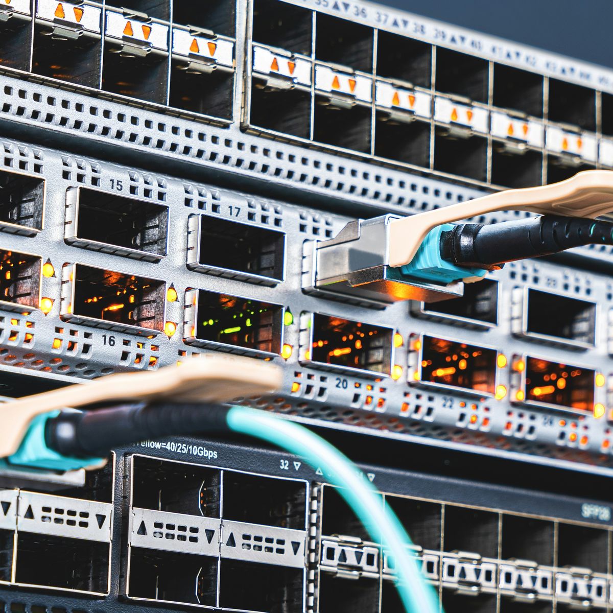 Enterprise network switch with fibre connections